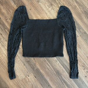 Eyelet sleeve crop top -S